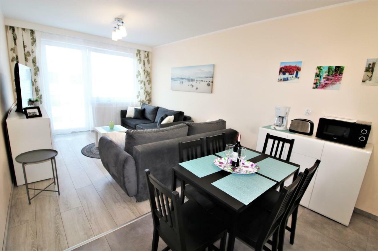 Apartament Superior Pastelowy Przy Plazy Kołobrzeg Buitenkant foto